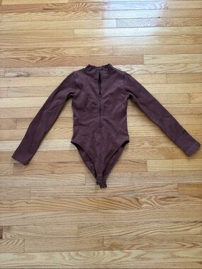 SKIMS DUPE Long Sleeve One-Piece Bodysuit in Brown